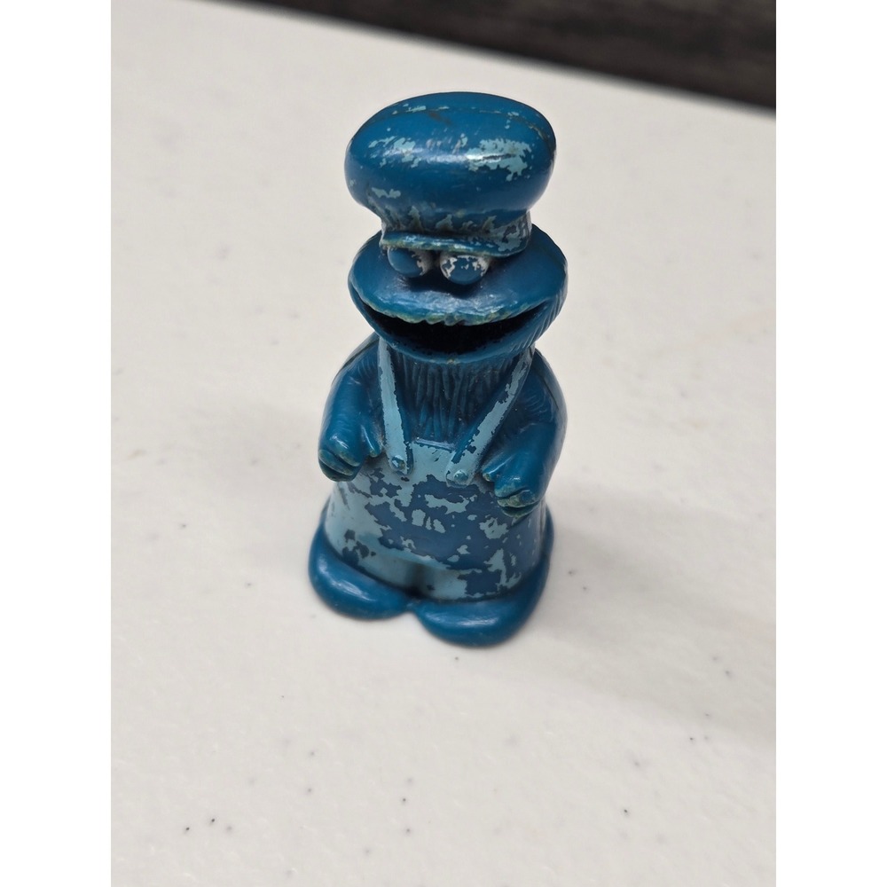 Vintage Cookie Monster Sesame Street PVC Figure Muppets Inc Baker Blue Toy 2in
